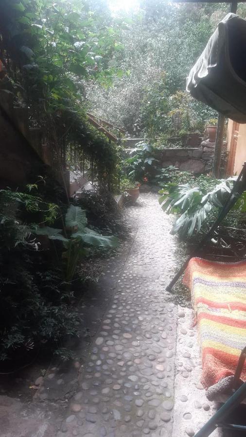 Wayras Hostal Ollantaytambo Exterior photo